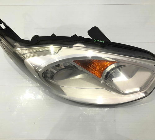 Farol Direito Ford Fiesta 2010/2014 Recuperado