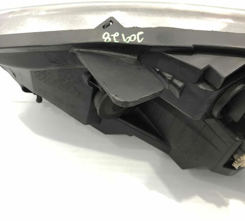 Farol Direito Ford Fiesta 2010/2014 Recuperado