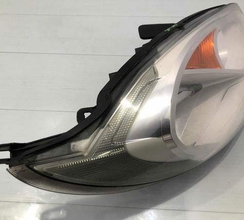 Farol Direito Ford Fiesta 2010/2014 Recuperado