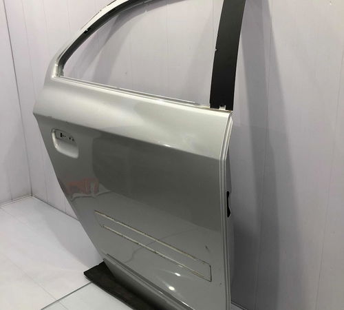 Porta Traseira Esquerda Chevrolet Onix 2013/2019 Com Detalhe
