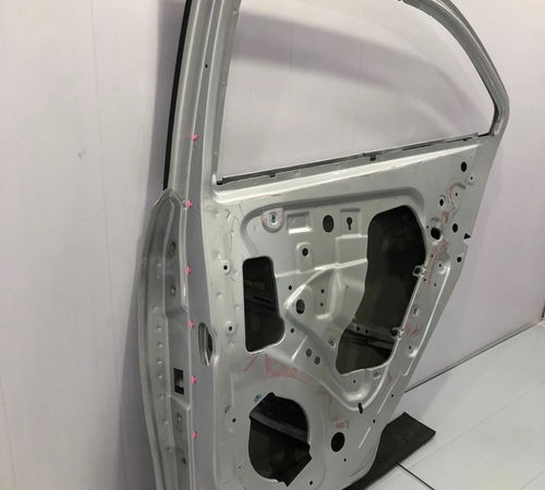 Porta Traseira Esquerda Chevrolet Onix 2013/2019 Com Detalhe