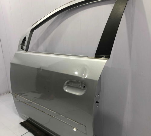 Porta Dianteira Esquerda Chevrolet Onix 2013/2019