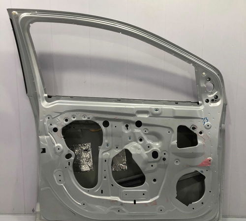 Porta Dianteira Esquerda Chevrolet Onix 2013/2019