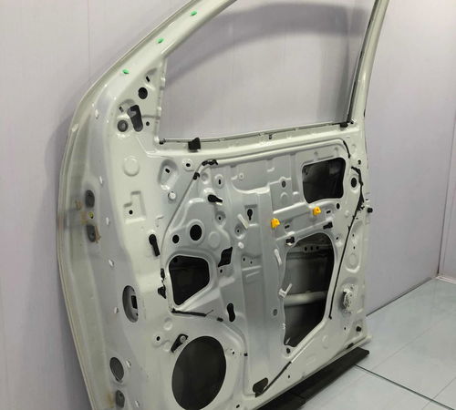 Porta Dianteira Direita Toyota Hilux 2016/2022 