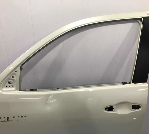 Porta Dianteira Esquerda Toyota Hilux 2016/2022 Com Detalhe