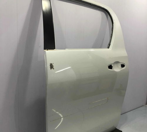 Porta Traseira Esquerda Toyota Hilux 2016/2022
