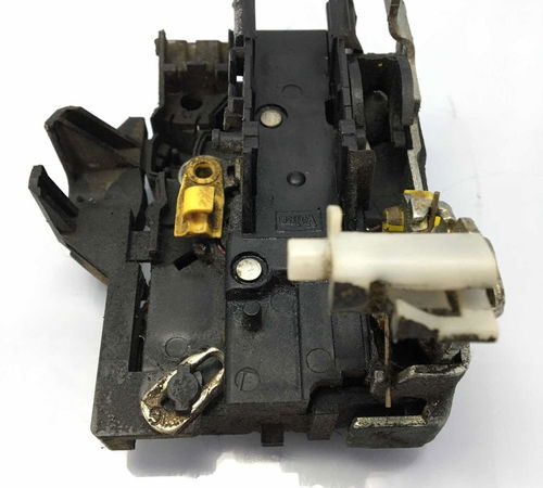Fechadura Dianteira Esquerda Renault Clio 2013/2016