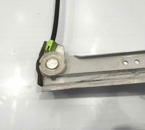 Máquina Vidro Porta Dianteiro Esquerda Renault Clio 13/16