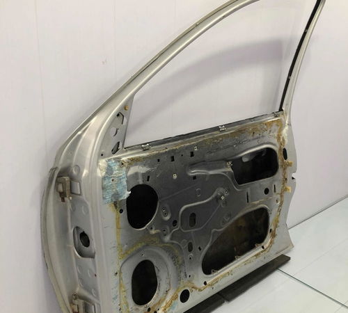 Porta Dianteira Direita Chevrolet Corsa 2000/2022