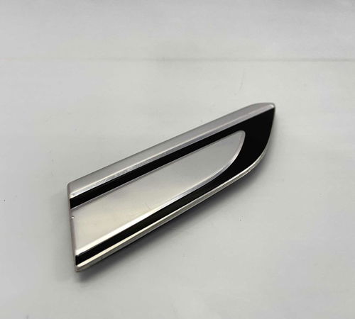 Emblema Highline Dianteiro Esquerdo Volkswagen Nivus 2020/22
