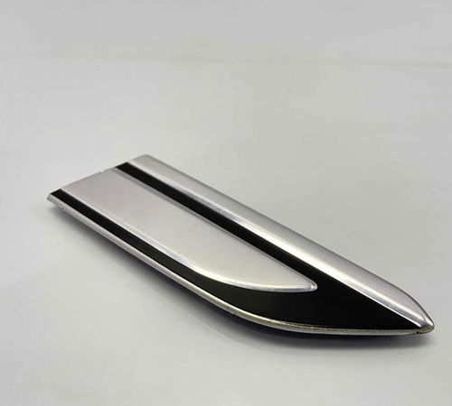 Emblema Highline Dianteiro Esquerdo Volkswagen Nivus 2020/22