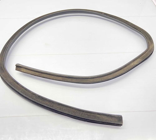 Borracha Canaleta Interna Dianteira Esquerda Fiat Idea 11/16