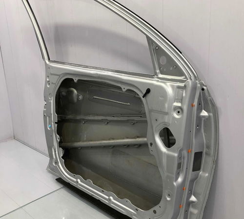 Porta Dianteira Esquerda Hyundai I30 2009/2012 Com Detalhe