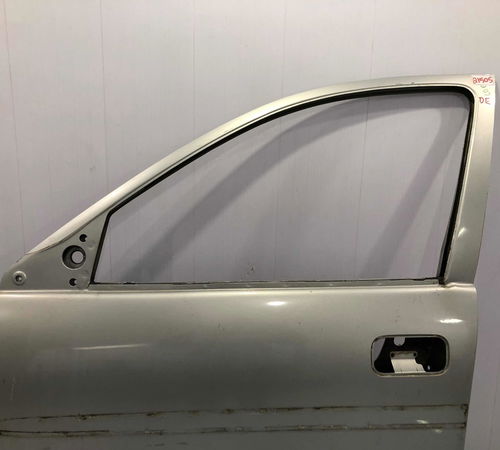 Porta Dianteira Esquerda Chevrolet Corsa Classic 2000/2010