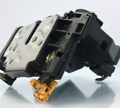 Fechadura Porta Dianteira Esquerdo Chevrolet Onix 2013/2019