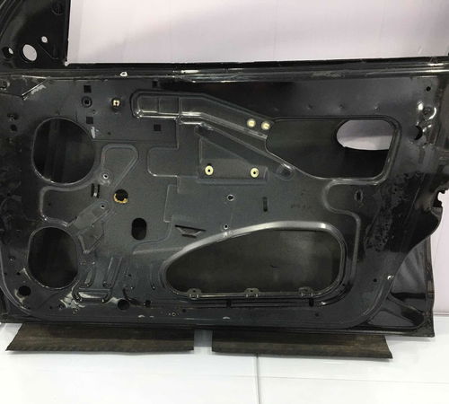 Porta Dianteira Direita Chevrolet Celta 2007/2015 C/detalhe