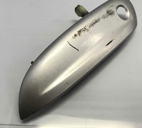 Maçaneta Externa Dianteira Esquerda Chevrolet Onix 2013/2019
