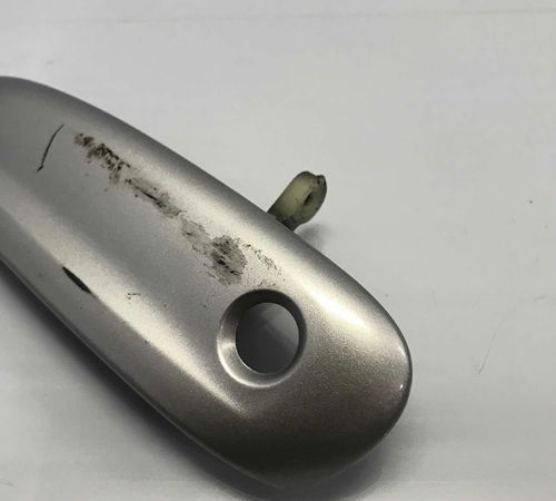 Maçaneta Externa Dianteira Esquerda Chevrolet Onix 2013/2019