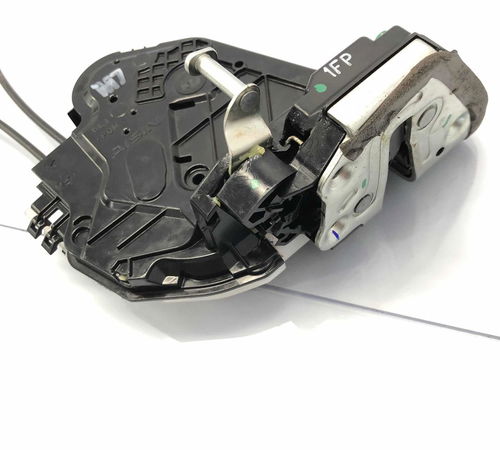 Fechadura Porta Traseira Esquerda Toyota Hilux 2020/2022