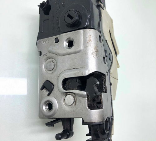 Fechadura Porta Dianteira Direita Citroën C3 2013/2020