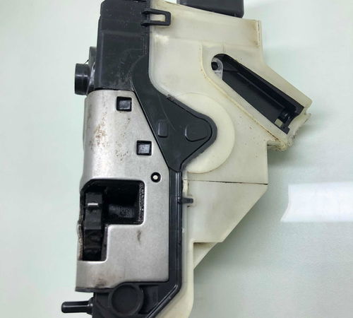 Fechadura Porta Dianteira Direita Citroën C3 2013/2020