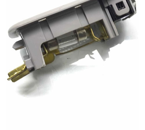 Luz Cortesia Lateral Esquerda Hyundai I30 2009/2012