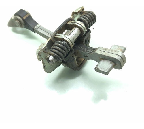 Limitador Porta Traseira Direita Volkswagen Fox 2010/2014