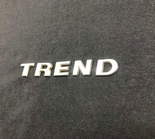 Emblema Trend Porta Dianteira Direita Volkswagen Fox 10/14