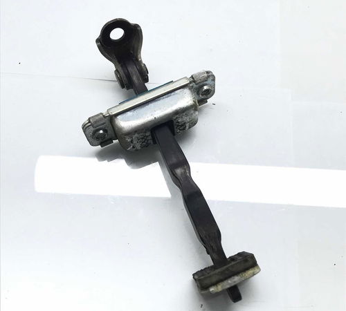 Limitador Porta Traseira Esquerda Hyundai I302009/2012
