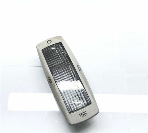Luz Cortesia Traseira Volkswagen Nivus 2020/2022