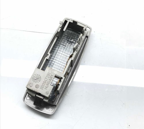 Luz Cortesia Traseira Volkswagen Nivus 2020/2022