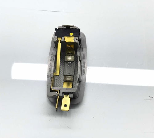 Luz Cortesia Lateral Direito Hyundai I30 2009/2012
