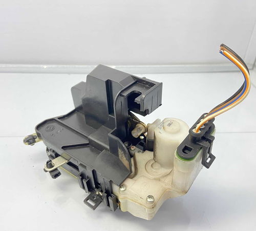 Fechadura Porta Direita Fiat Doblò 2003/2016