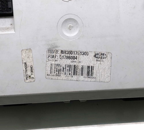 Painel De Instrumentos Fiat Palio 2004/2016 Com Detalhes