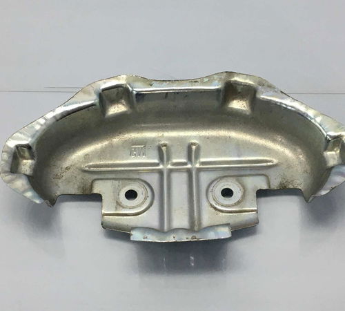Suporte Fechadura Externa Traseira Direita Chevrolet Corsa