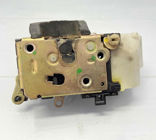 Fechadura Porta Esquerda Fiat Doblò 2003/2016