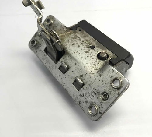 Fechadura Capô Traseiro Chevrolet Zafira 2001/2012