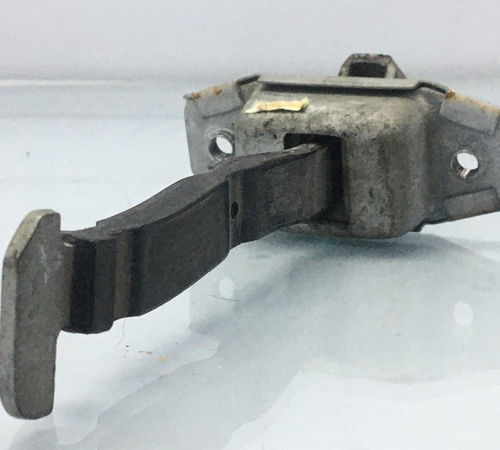 Limitador Porta Traseira Esquerdo Toyota Etios 2013/2021
