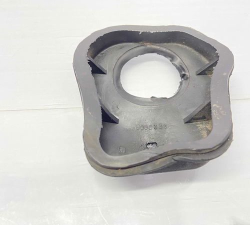 Borracha Guarda Pó Limitador Diant. Direito Gm Corsa 98/10
