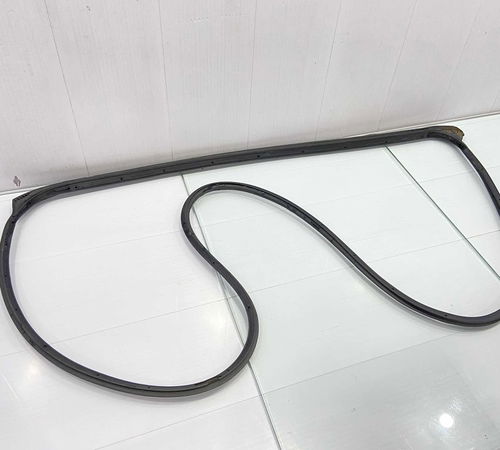 Borracha Vedação Porta Dianteira Esquerda Toyota Hilux 20/22