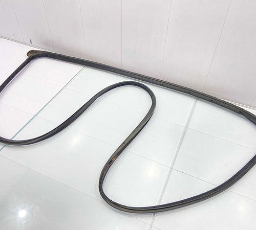 Borracha Vedação Porta Dianteira Direita Toyota Hilux 20/22