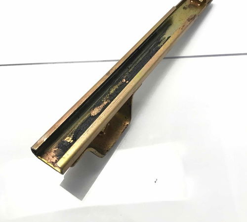 Guia Canaleta Vidro Dianteiro Direito Chevrolet Corsa 98/10