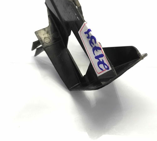Capa Suporte Fechadura Porta Traseira Esquerda Corsa 98/10