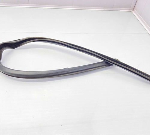 Borracha Porta Traseira Direito Gm Zafira 2003/2012