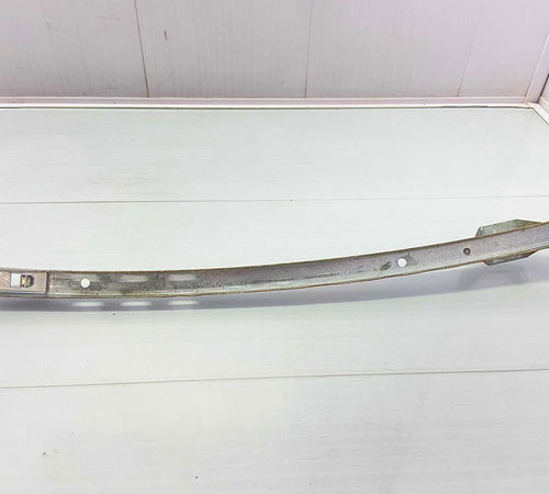 Guia Canaleta Vidro Porta Dianteira Direito Gm Corsa 1998/10