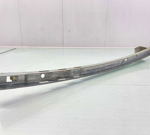 Guia Canaleta Vidro Porta Dianteira Direito Gm Corsa 1998/10
