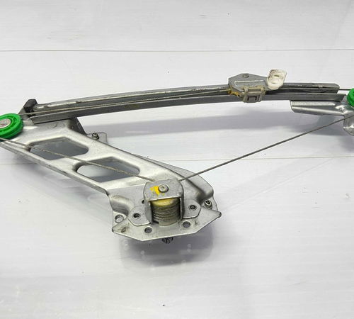 Máquina De Manual Traseira Direita Chevrolet Corsa 1998/2010