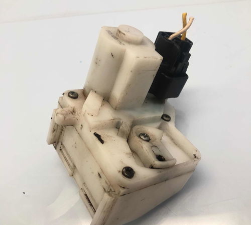 Motor Fechadura Traseira Direita Volkswagen Spacefox 2006/09