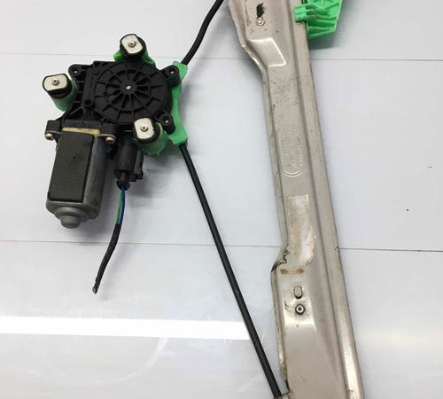 Máquina De Vidro Traseira Direita Volkswagen Space Fox 05/09