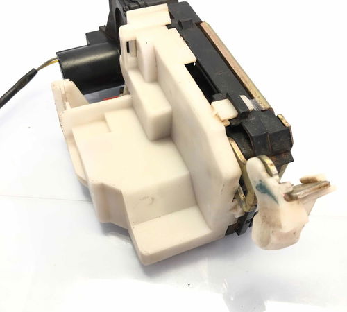 Fechadura Porta Traseira Direita Chevrolet Celta 2007/2015